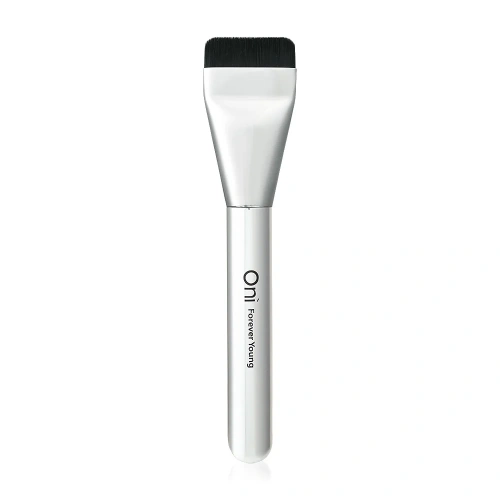 Oni Flat Foundation Brush