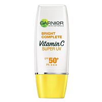Garnier Bright Complete Vitamin C Super UV Sunscreen SPF50+ PA++++ Natural 30 Ml.