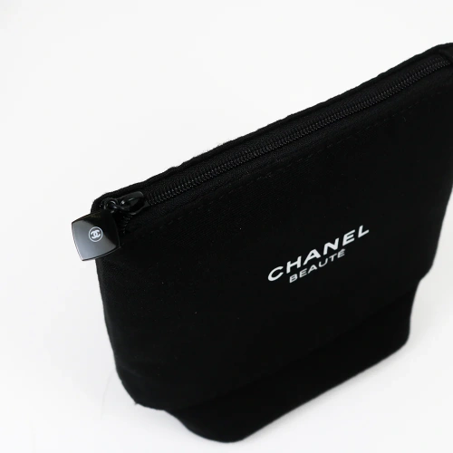 Chanel Prestige Generic Pouch фото 4