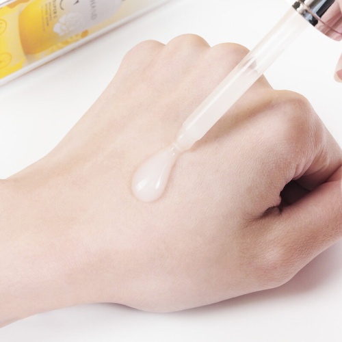 Srichand Super C Brightening Serum 30ml фото 2