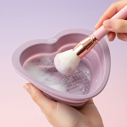 Oni Makeup Brush Cleansing Bowl Heart фото 2