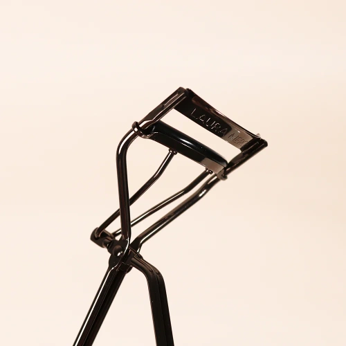 Laura Mercier Artist Eyelash Curler 1pc фото 3