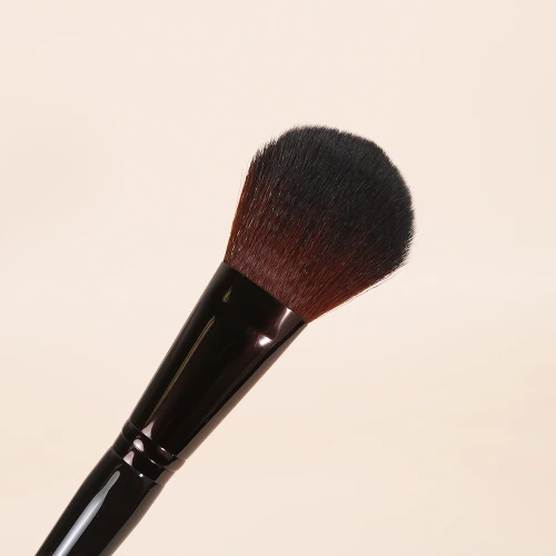 Laura Mercier Powder Brush 1pc фото 4
