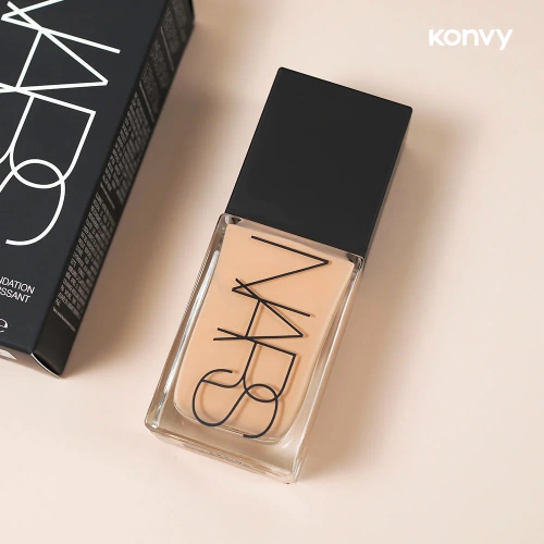 Nars Light Reflecting Foundation 30ml фото 4 Nars Light Reflecting Foundation 30ml фото 4