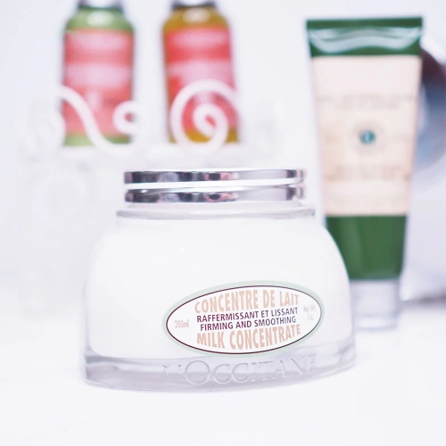 LOccitane Amande Milk Concentrate 200ml фото 2 LOccitane Amande Milk Concentrate 200ml фото 2