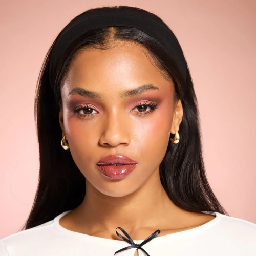 Makeup Revolution Pout Lip Gloss Stick 3g фото 5