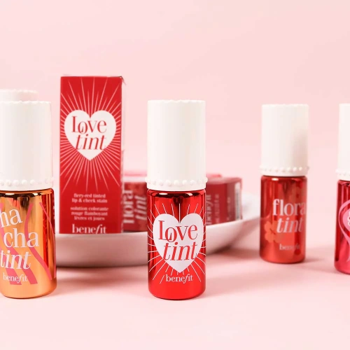 Benefit Lovetint Lip & Cheek Stain 6ml фото 3 Benefit Lovetint Lip & Cheek Stain 6ml фото 3