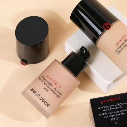 Giorgio Armani Power Fabric + Foundation SPF20 30ml фото 3
