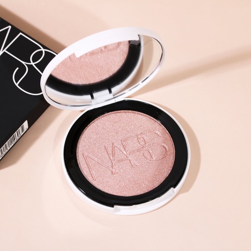 NARS Light Reflecting Luminizing Powder 6g фото 3