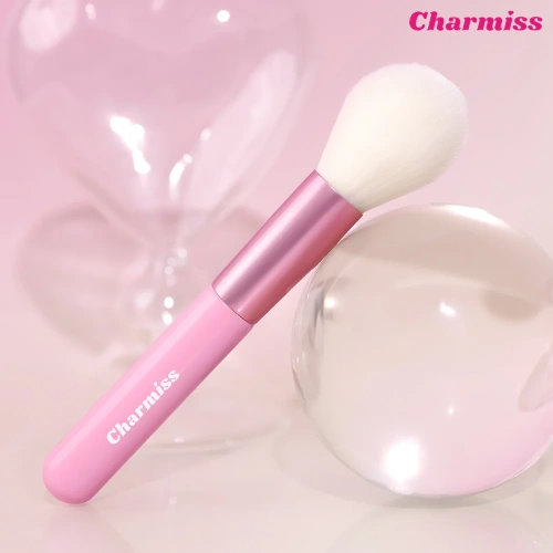 Charmiss Charming Glow Powder Brush 1pc фото 2