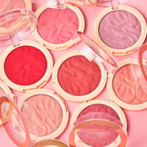 Makeup Revolution Blusher Reloaded 7.5g фото 3 Makeup Revolution Blusher Reloaded 7.5g фото 3