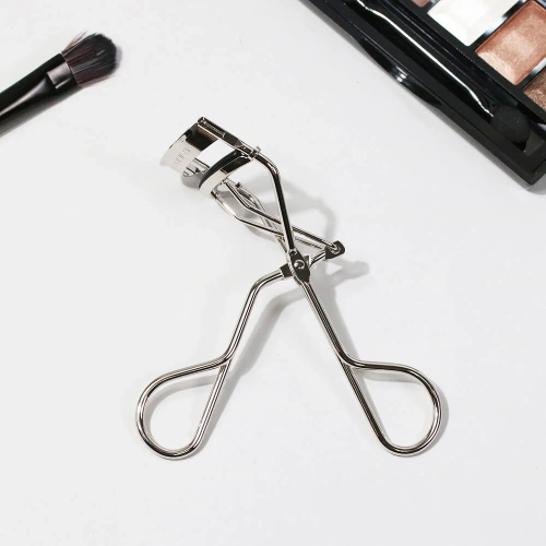 Shu Uemura Eyelash Curler фото 2