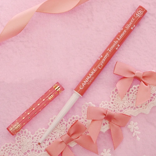 Canmake Creamy Touch Liner Sheer 0.1g фото 2 Canmake Creamy Touch Liner Sheer 0.1g фото 2