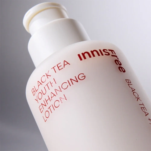 Innisfree Black Tea Youth Enhancing Lotion 170ml фото 2 Innisfree Black Tea Youth Enhancing Lotion 170ml фото 2