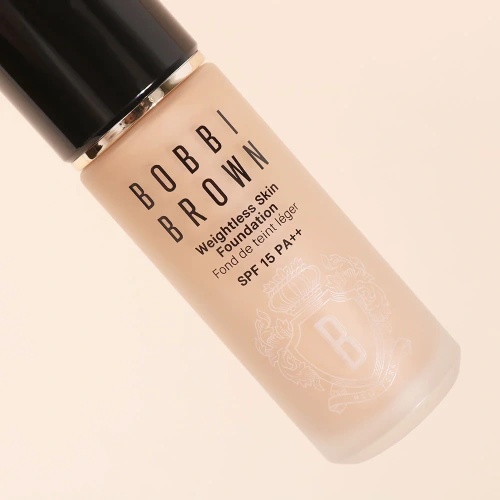 Bobbi Brown Weightless Skin Foundation SPF15 PA++ 30ml фото 4 Bobbi Brown Weightless Skin Foundation SPF15 PA++ 30ml фото 4