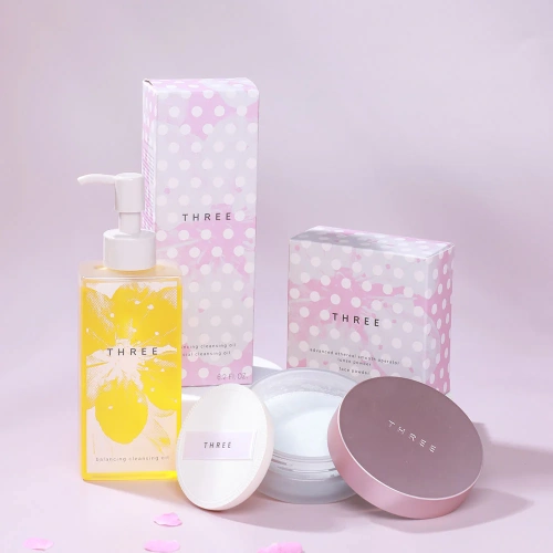 THREE Balancing Cleansing Oil N SA 185ml фото 2 THREE Balancing Cleansing Oil N SA 185ml фото 2