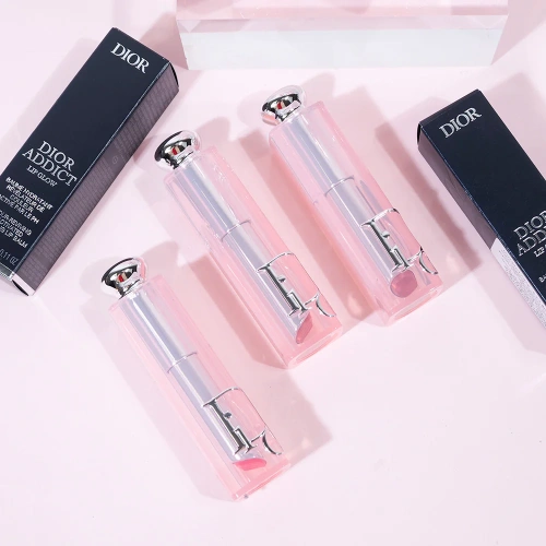 Dior Addict Lip Glow 3.2g фото 3 Dior Addict Lip Glow 3.2g фото 3