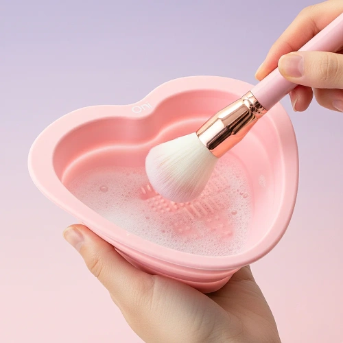 Oni Makeup Brush Cleansing Bowl Heart фото 2
