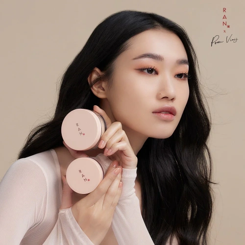 RAN COSMETIC Loose Powder by Pom Vinij 15g фото 3 RAN COSMETIC Loose Powder by Pom Vinij 15g фото 3